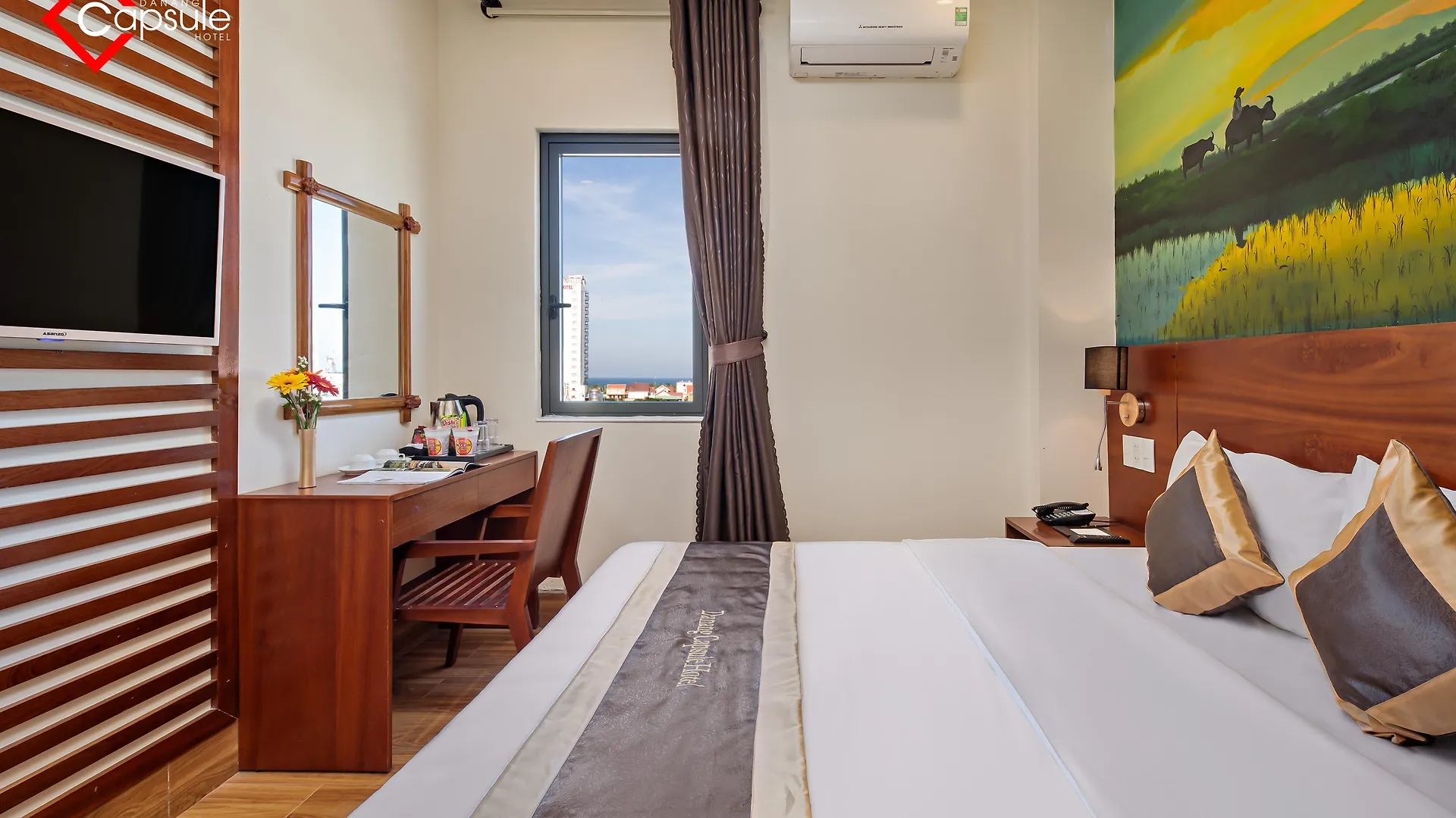 Ancyra Capsule Hotel - Backpackers Paradise & Rooftop Bar Da Nang